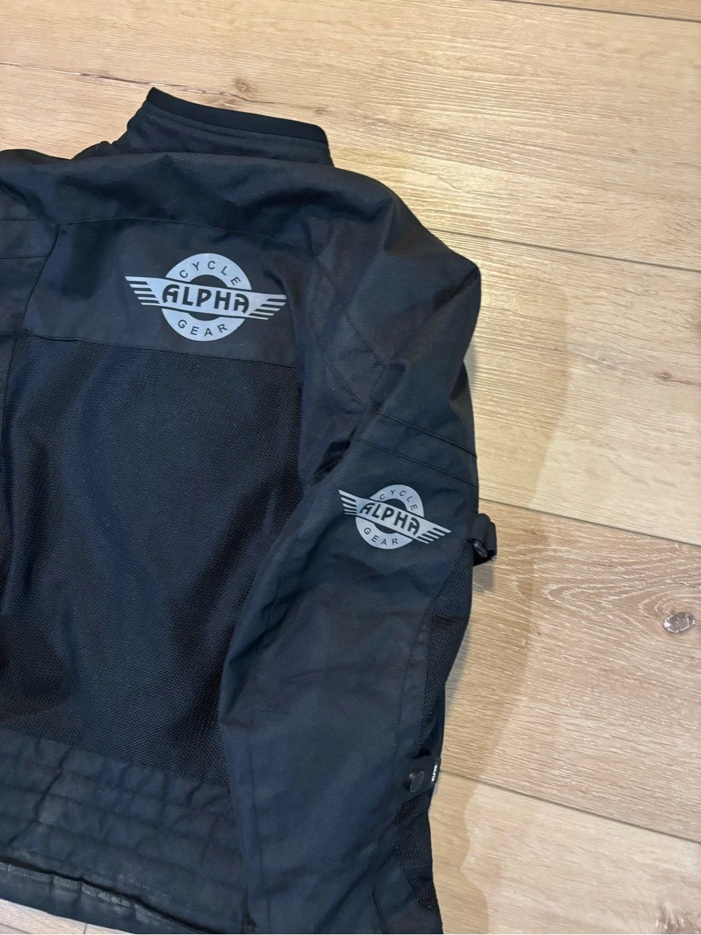 Cycle Alpha Gear Medium Jacket Black